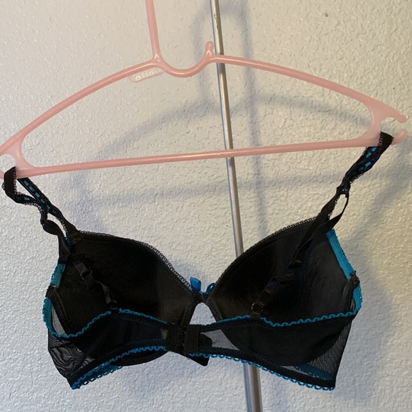 Blue turquoise padded bra with black lace - Picture 4 of 4